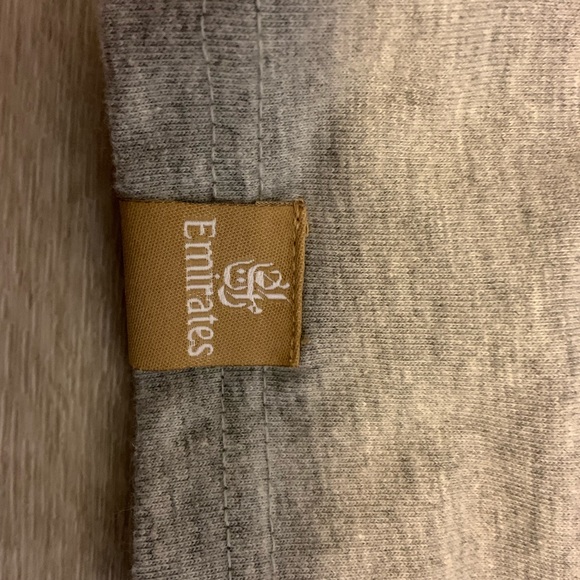 pullover sweater - Picture 2 of 2